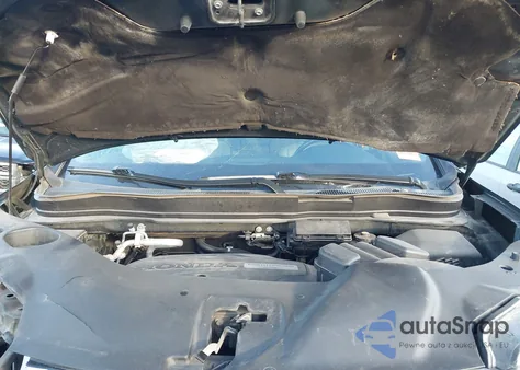 2018 Honda Pilot Touring z USA, uszkodzony, nr VIN 5FNYF5H90JB008586